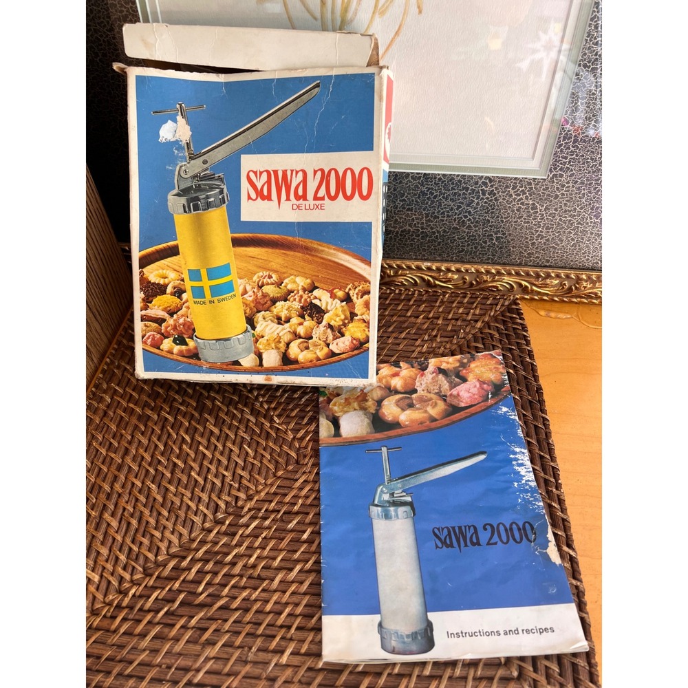 Vintage Sawa 2000 De Luxe Cookie Press Cake Decorator Made in Sweden with Box